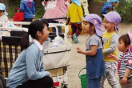 昭和女子大学 【初等教育学科】公立および附属小学校・幼稚園、キャンパスに隣接した認定こども園での活動を通し現場体験ができます