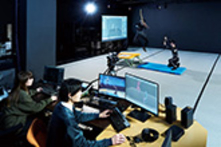 大阪電気通信大学 モーションキャプチャースタジオ、ＣＧスタジオ、映像・音像編集スタジオ等を活用し、テクノロジーを駆使してアイデアを形に。