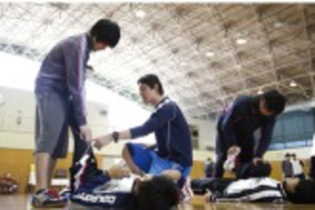 名古屋学院大学 スポーツと健康をめぐる多様な学びを通して、健康の維持・増進を効果的にサポートできる能力を育成します。