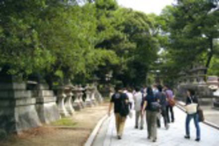 立命館大学 京都の様々な場所を実際に訪れる現場体験型の授業も充実