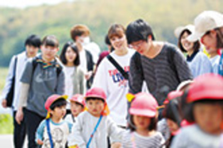 日本福祉大学 「サークル活動」などを通じて、日常的に子ども達と触れ合う機会を持てるのも嬉しい
