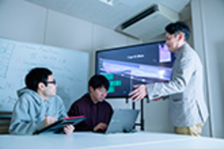 広島工業大学 自然災害の特徴を理解し、対策を立てるため、コンピュータを利用した数値シミュレーションによる方法など幅広い技術を修得