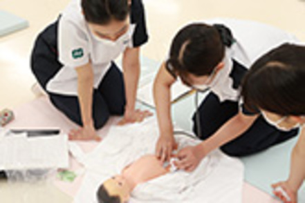 兵庫医科大学 保健師、助産師の国家試験受験資格を在学中に取得可能。