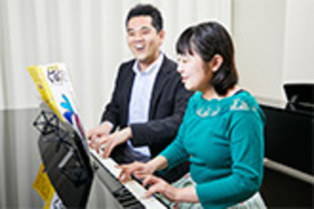 こども教育宝仙大学 8～10人の少人数制による音楽系授業でピアノへの不安を解消。習熟度別にレベルアップを目指せます