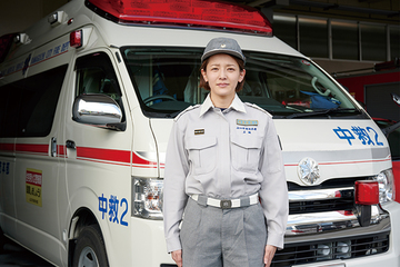 救急救命士として働く石橋　涼子さん