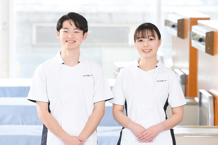 神戸常盤大学 豊かな感性と知性、幅広い人間性を備え、的確な看護判断と実践の基礎的な能力を育成します。