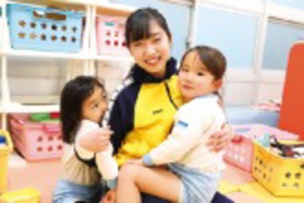 大阪人間科学大学 子ども教育学科／1年次から始まる保育実習など子どもと触れ合う機会が豊富に設けられている