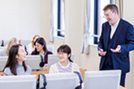 神戸松蔭大学（仮称） グローバルコミュニケーション学科／ネイティブスピーカー教員が英語だけで行う授業も