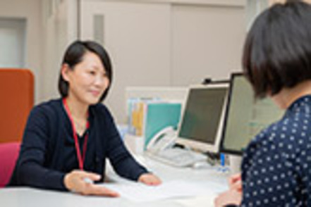 新潟薬科大学 経験豊富なキャリアコンサルタントが常駐。一人ひとりの希望に沿ったキャリア形成をサポート