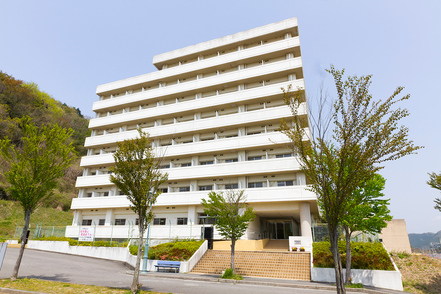 神戸医療未来大学 キャンパス内に男子寮・女子寮あり！管理人が常駐しているので、セキュリティ面も万全