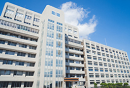 東亜大学