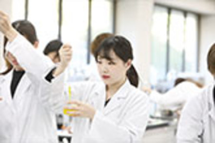 神戸女子大学 ＜管理栄養士養成課程＞専門分野ごとに設置している実験・実習室
