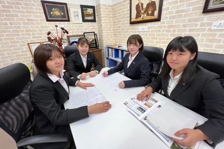 日本ウェルネススポーツ大学 就職サポートを担当する「キャリア連携センター」では、豊富な就職活動の支援プログラムを用意しています。