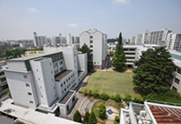 大阪信愛学院大学