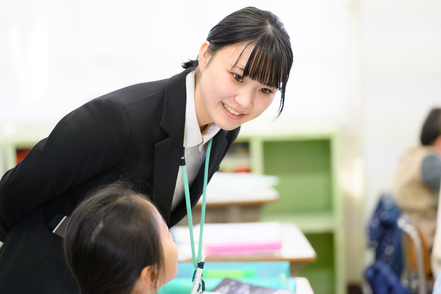 東京未来大学 足立区との連携により、実習やインターンシップ先が豊富です。実践的カリキュラムでより成長できます。