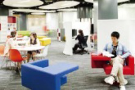 明治大学 総合数理学部の学生が学ぶ中野キャンパス。先端研究の拠点としての役割も期待されています。