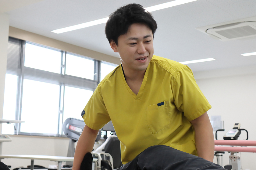 秋田大学の卒業生