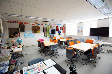 会津大学 グローバルラウンジでは様々な国際交流イベントが行われ、楽しく語学を学ぶことができます