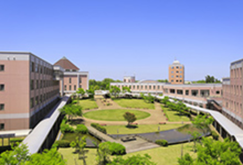 新潟医療福祉大学の風景