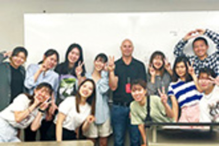 京都橘大学 グローバルな視点を身につける海外留学・海外インターンシップで、国際的視野を育む