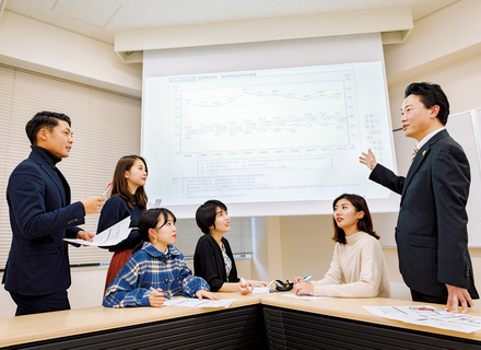 京都産業大学の特長１