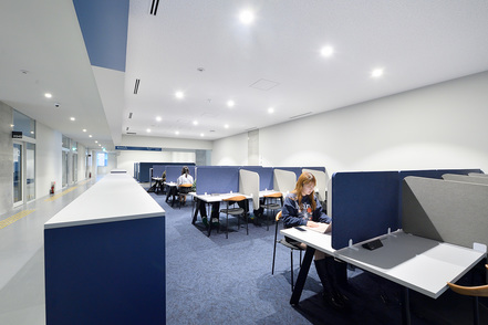 立命館大学 多様な学びをサポートする学習施設・環境。