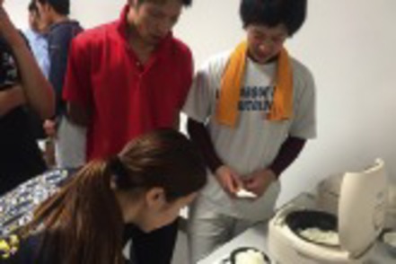 長崎国際大学 スポーツ栄養学に基づき、運動部の学生に対して栄養指導、トレーニングメニュー作成等の健康管理を行っています