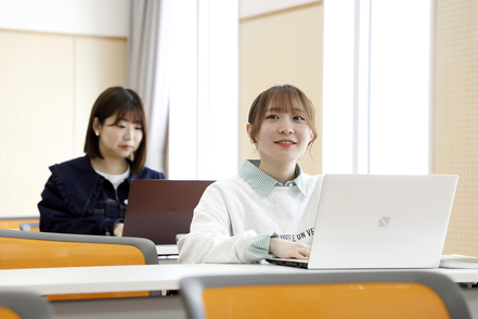 北海道医療大学 文系と理系の枠を越えて、メンタルヘルスを学びます。