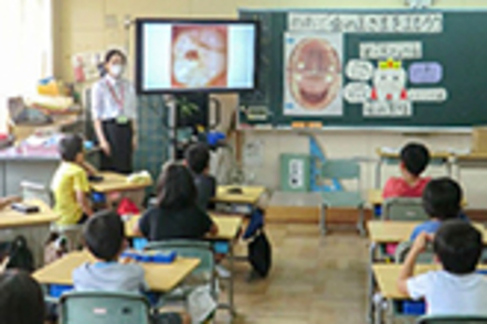 関西福祉科学大学 様々な免許や資格の取得をサポート。理論と実践を結びつけ現場に対応する力を養います