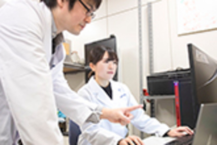 関西福祉科学大学 福祉の総合大学だからこそ提供できる授業や実習を通じて、心理学の将来を担うことができる人材を養成します