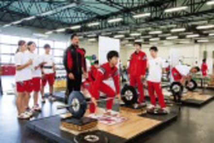 福岡大学 科学的な理論に基づいたトレーニングでパフォーマンスの向上をめざします