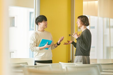 京都外国語大学 教員との距離も近く、アットホームな環境