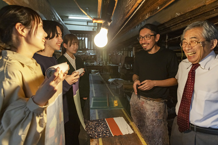 文京学院大学 日本の伝統技術や素材を現代のニーズと掛け合わせ、新しい価値を生み出す挑戦をしています！