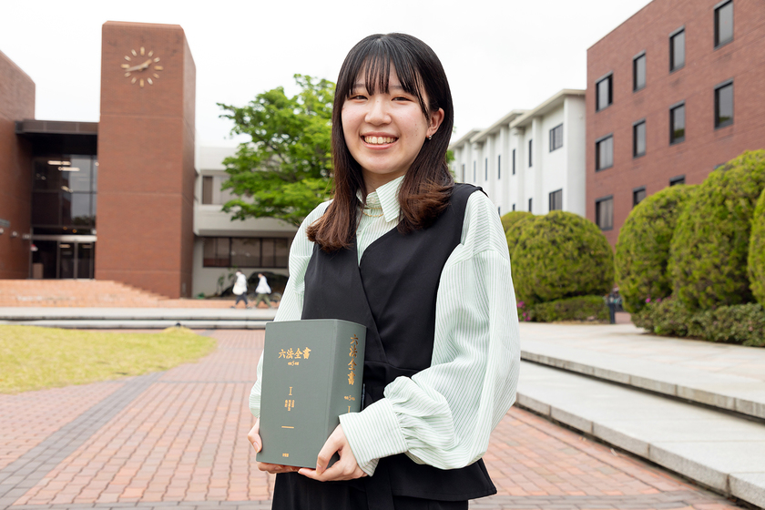 山梨学院大学の学生