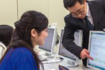 広島修道大学 初心者も安心の丁寧なコンピュータ指導で着実にスキルを伸ばすことができます