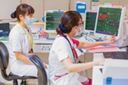 藤田医科大学 1年次から早期臨床実習を実施。医師になるための自覚が芽生え、学ぶ意識が高まります