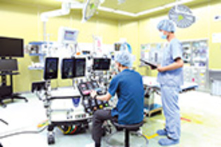 鈴鹿医療科学大学 臨床工学科/臨床実習では、実際の医療現場で生きた知識と技術を学びます。