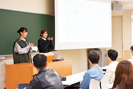 久留米大学 国際文化学科／児童英語教育（子どもたちに英語を教える方法を学びます）