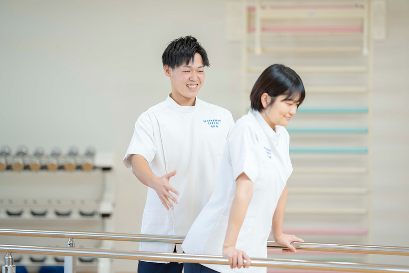 目白大学の学生