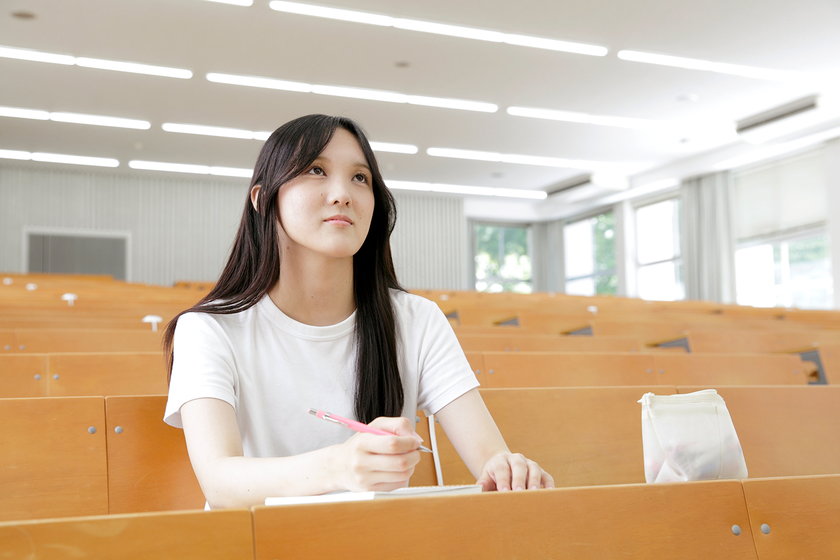 熊本学園大学の学生