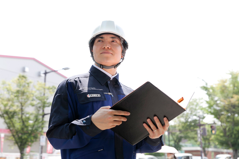 熊本学園大学の卒業生