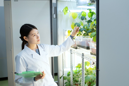 高崎健康福祉大学 生命、食、農に関わる学問を基礎から応用まで総合的に学ぶことで、生命を支える産業を担う人材を目指します