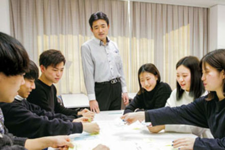 大阪成蹊大学 学生が主体的に学ぶ「アクティブラーニング」を実施