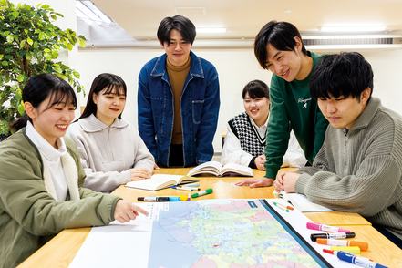 日本文理大学 入学試験における学費免除制度が充実。得点率によって免除特典が決まり、最大で授業料（4年間）全額+入学金全額が免除されます。