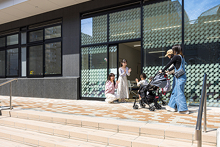 大阪歯科大学 地域に暮らす人々が多く訪れる「ODUみんなの保健室」で、在学中から地域住民の健康促進に取り組めます