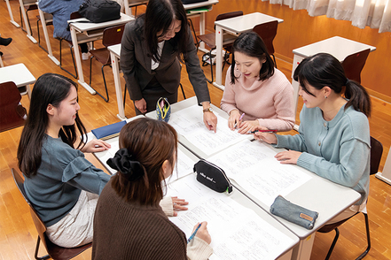 金城大学 「人とつながる」素晴らしさを理解し、子どもから高齢者まで笑顔で暮らせる地域の福祉を支える人を目指す「社会福祉コース」