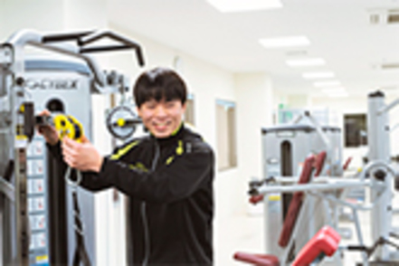 広島国際大学 ジムでの学外実習で職員や利用者との交流を通して社会の健康ニーズの高まりを実感しました