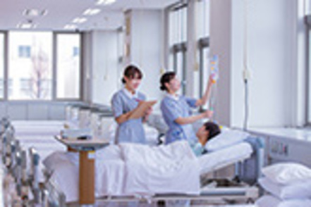 西南女学院大学 臨床現場や学校で活かせる基礎的知識の修得を目指します