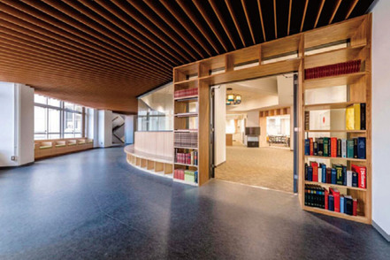 関西国際大学 現代社会が直面する諸問題の解決につながる情報分野の知識及び技能を学部を越えて分野を組み合わせて学ぶことが可能