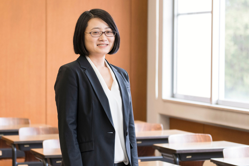 東洋英和女学院大学の先生